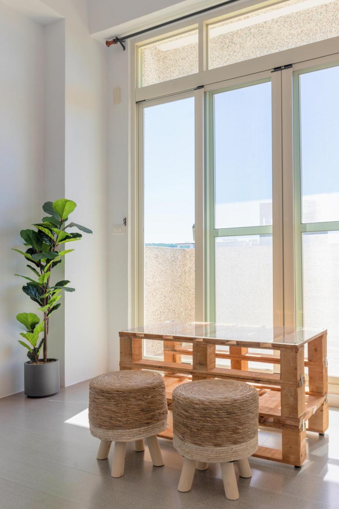 Moonlit Corner Apartment Taitung Bagian luar foto