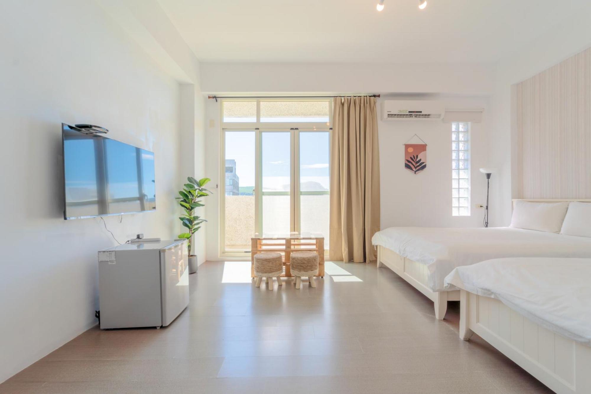 Moonlit Corner Apartment Taitung Bagian luar foto